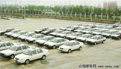 衢州现代驾校
